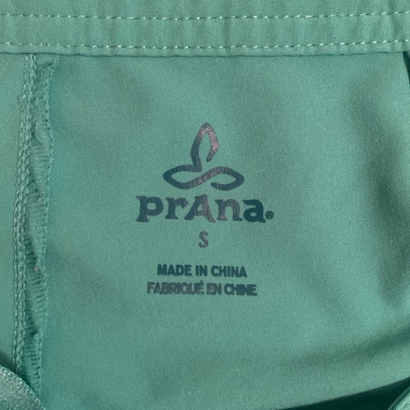 PrAna Silvana Board Shorts Water Friendly Aqua Wave size S only worn a few times - Picture 4 of 4